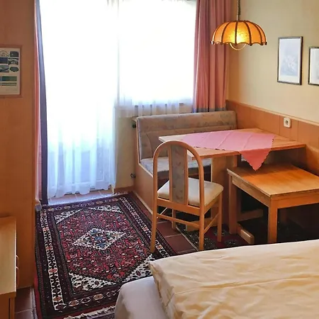 In Dienten By Slopes & Wellness Appartamento *