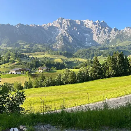 Daire In Dienten By Slopes & Wellness